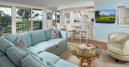 4551 Gulf Shore BLVD N 204, Naples 34103, FL