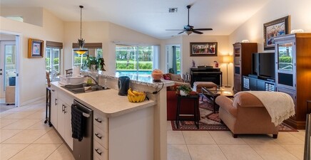458 Countryside DR, Naples 34104, FL