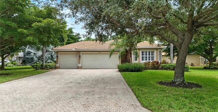 9827 Colonial WALK N, Estero 33928, FL