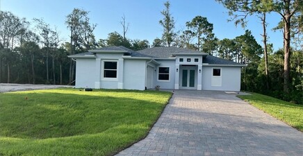 578 Woodview DR, Lehigh Acres 33972, FL