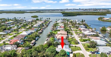 401 Panay AVE, Naples 34113, FL