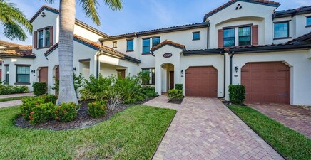 15144 Palmer Lake CIR 102, Naples 34109, FL