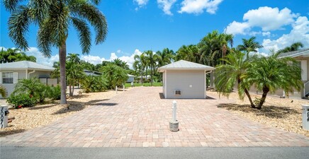 10071 Willowood DR, Fort Myers 33905, FL