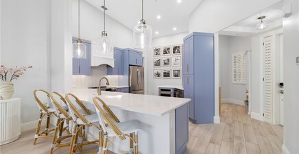 831 Sailaway LN 202, Naples 34108, FL