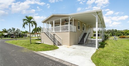 54 Sturbridge LN, Fort Myers 33908, FL