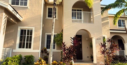 14122 SW 276th ST, Homestead 33032, FL