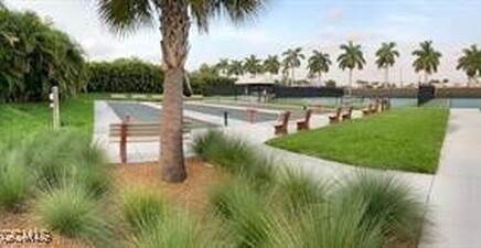 4751 Harbortown LN, Fort Myers 33919, FL