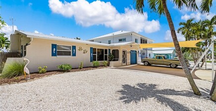 2368 Date ST, St James City 33956, FL