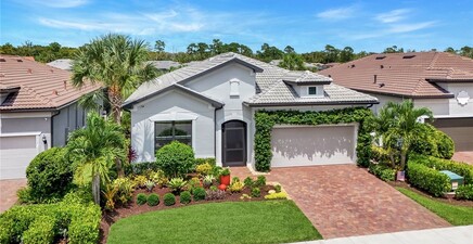 9721 Everglades DR, Naples 34120, FL