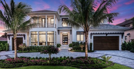 625 21st AVE S, Naples 34102, FL