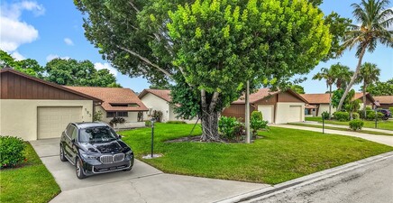 183 Round Key CIR D4, Naples 34112, FL