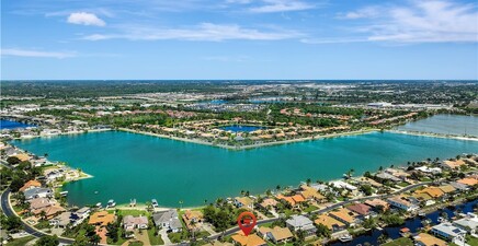 5561 Harborage DR, Fort Myers 33908, FL