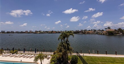 838 W Elkcam CIR 307, Marco Island 34145, FL