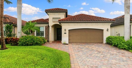 2862 Aviamar CIR, Naples 34114, FL