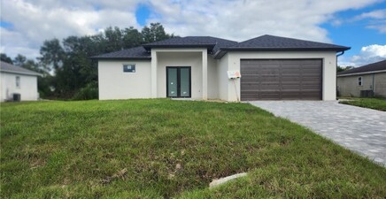 6036 Latimer AVE, Fort Myers 33905, FL