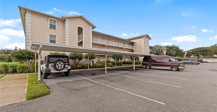 3250 Cypress Glen WAY 406, Naples 34109, FL