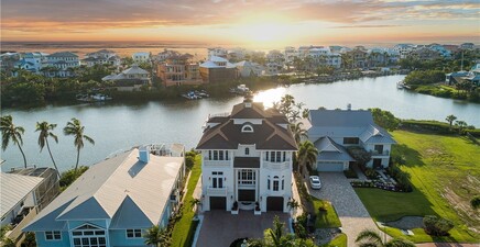 217 Bayfront DR, Bonita Springs 34134, FL