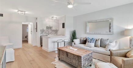 421 12th AVE S A3, Naples 34102, FL