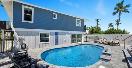 190 Bayview AVE, Fort Myers Beach 33931, FL