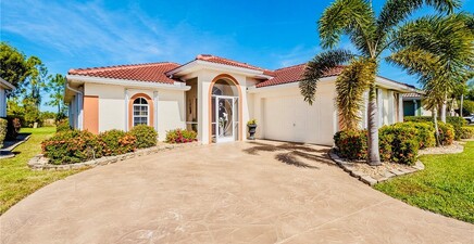 2831 Corinthia CIR, North Fort Myers 33917, FL