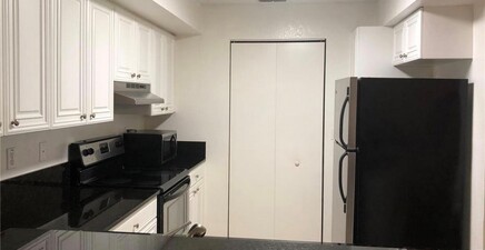 8255 Ibis Club DR 504, Naples 34104, FL