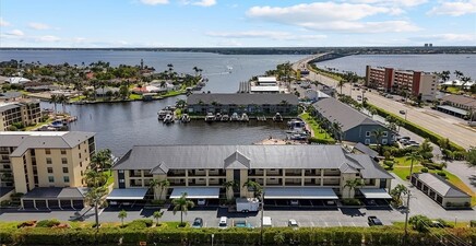 4719 SE 17th PL 208, Cape Coral 33904, FL