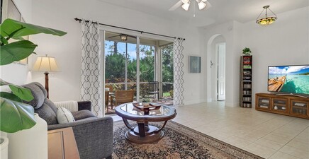 994 Eastham WAY V101, Naples 34104, FL