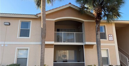 8275 Ibis Club DR 706, Naples 34104, FL