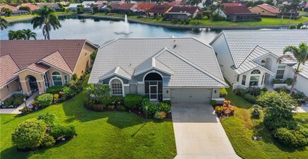 200 Saint James WAY, Naples 34104, FL