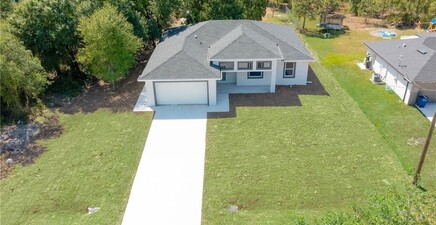 2113 Robert AVE, Alva 33920, FL