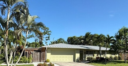 702 E Valley DR, Bonita Springs 34134, FL