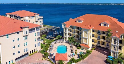 4235 SE 20th PL C201, Cape Coral 33904, FL