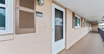 5419 Rattlesnake Hammock RD 306F, Naples 34113, FL