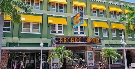 2271 1st ST 24, Fort Myers 33901, FL