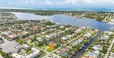 1589 Osprey AVE, Naples 34102, FL