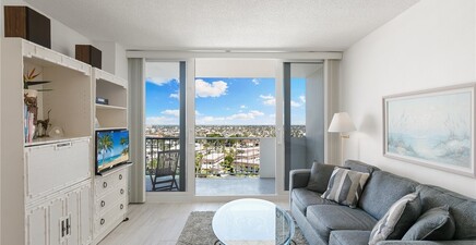 140 Seaview CT 1204S, Marco Island 34145, FL