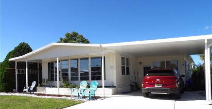 737 KNOTTY PINE CIR, North Fort Myers 33917, FL