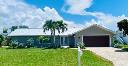 1073 Sand Castle RD, Sanibel 33957, FL