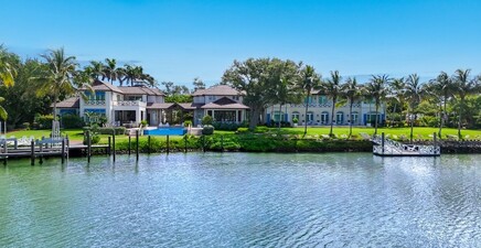 4296 Cutlass LN, Naples 34102, FL