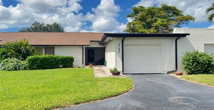 3195 Boca Ciega DR C10, Naples 34112, FL