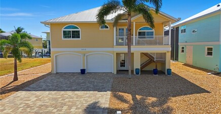 222 Flamingo ST, Fort Myers Beach 33931, FL