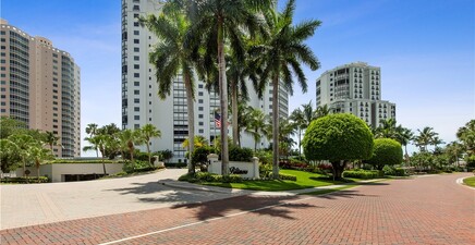 8473 Bay Colony DR 1401, Naples 34108, FL