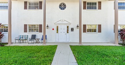 7049 New Post DR 7, North Fort Myers 33917, FL