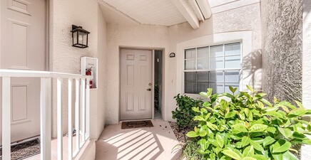 7577 Silver Trumpet LN W T103, Naples 34109, FL