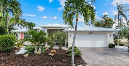 8552 Lagoon RD, Fort Myers Beach 33931, FL
