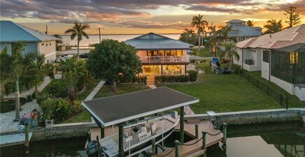 3660 San Carlos DR, St James City 33956, FL