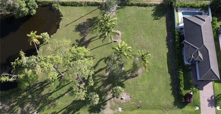  Linda DR, Naples 34112, FL