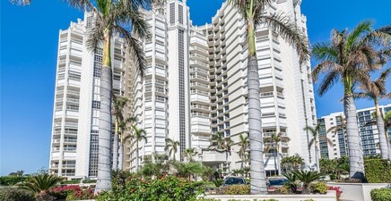 4021 Gulf Shore BLVD N 702, Naples 34103, FL