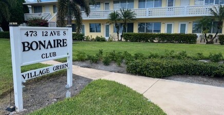 473 12th AVE S B2, Naples 34102, FL