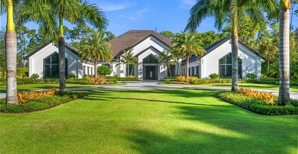 2191 Coach House LN, Naples 34105, FL